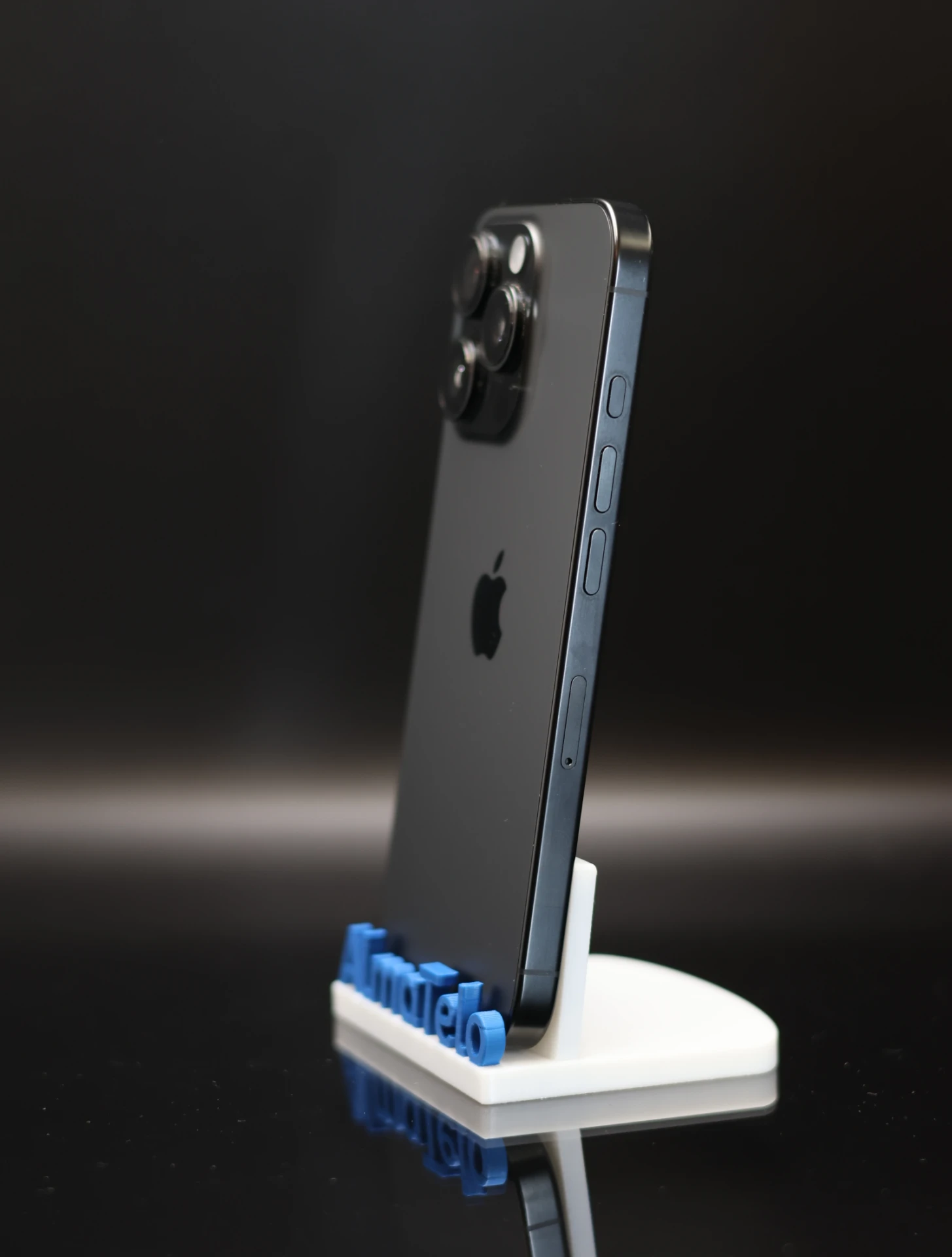 Apple iPhone 16 Pro 128 GB Black Titanium 93% 