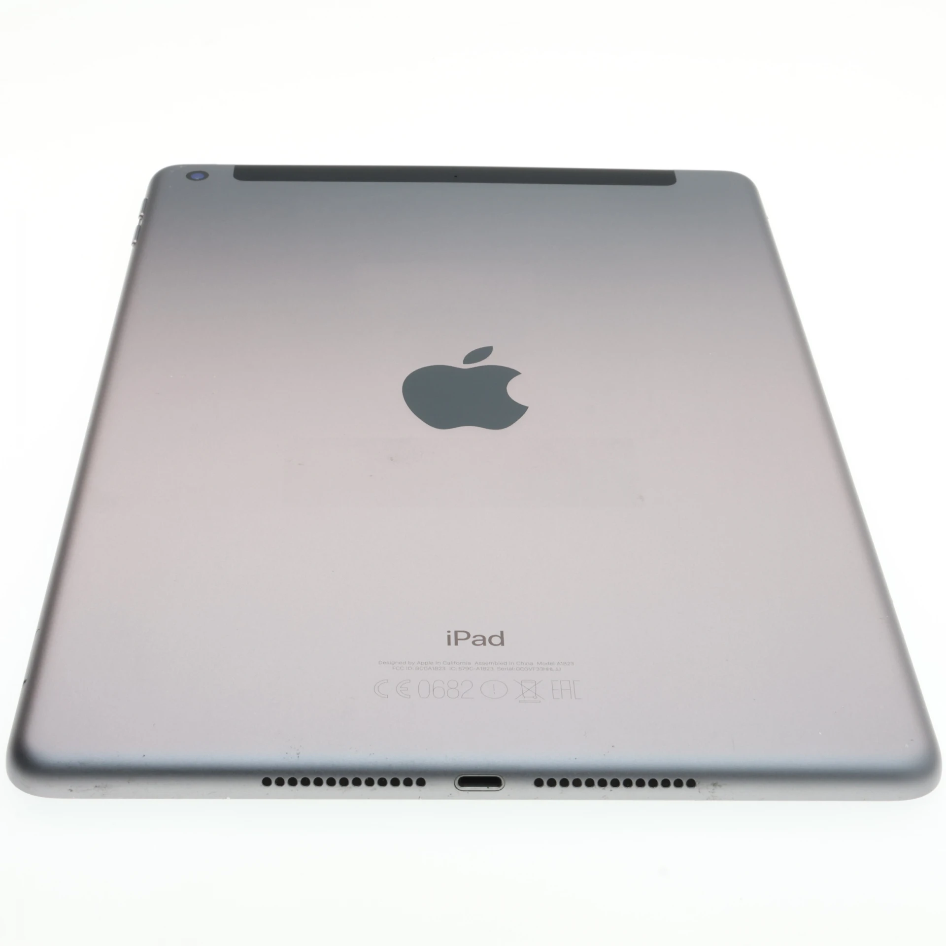 Apple iPad 5th gen Wifi +Cellular 9.7 A1823 32 GB Space Gray 92% 