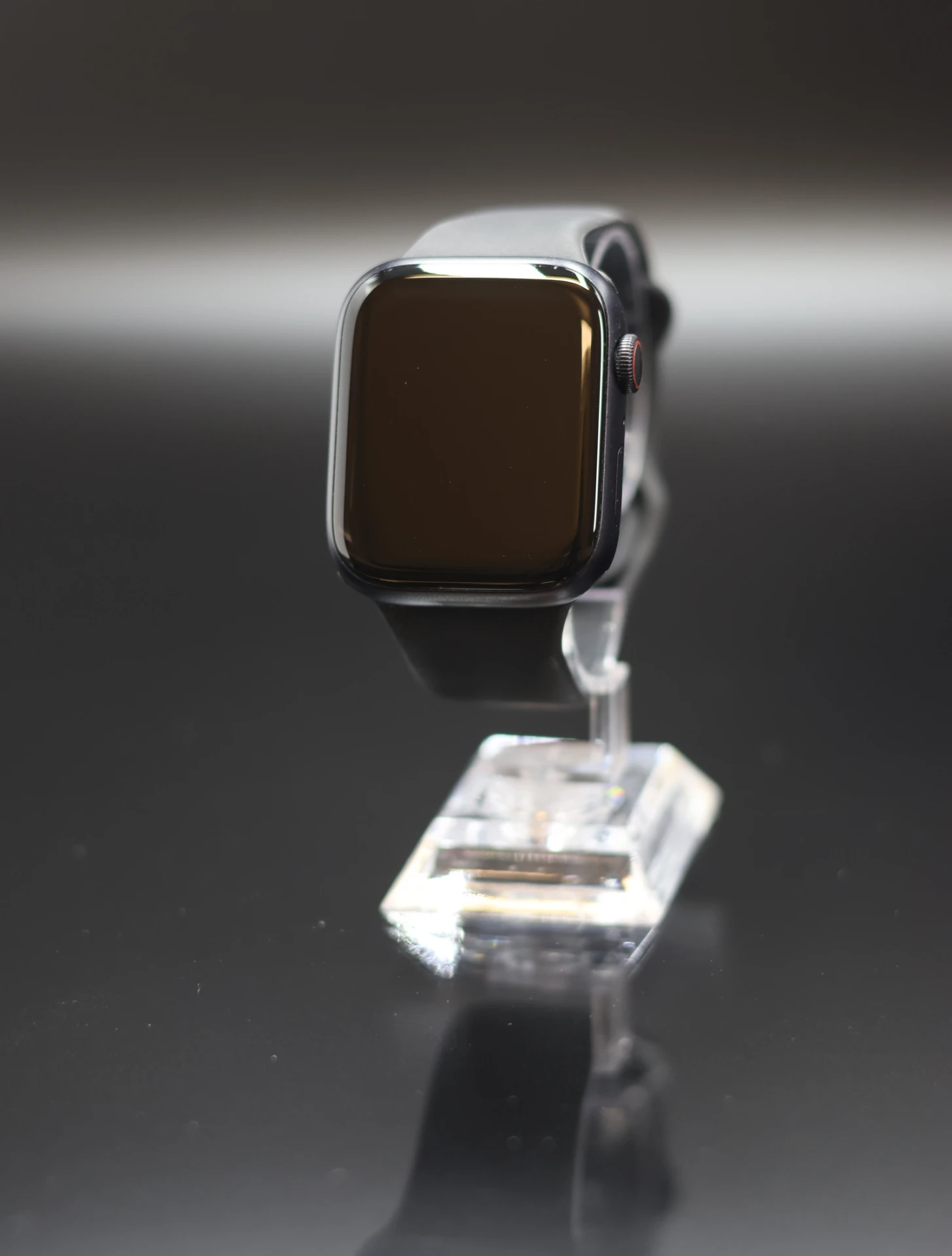 Apple Watch Series 7 45mm Midnight 83% Wifi+Cell
